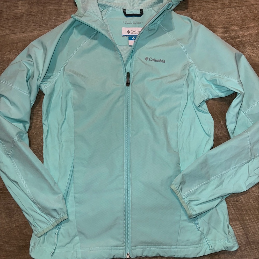 Columbia Women's Aqua omni-shield Jacket